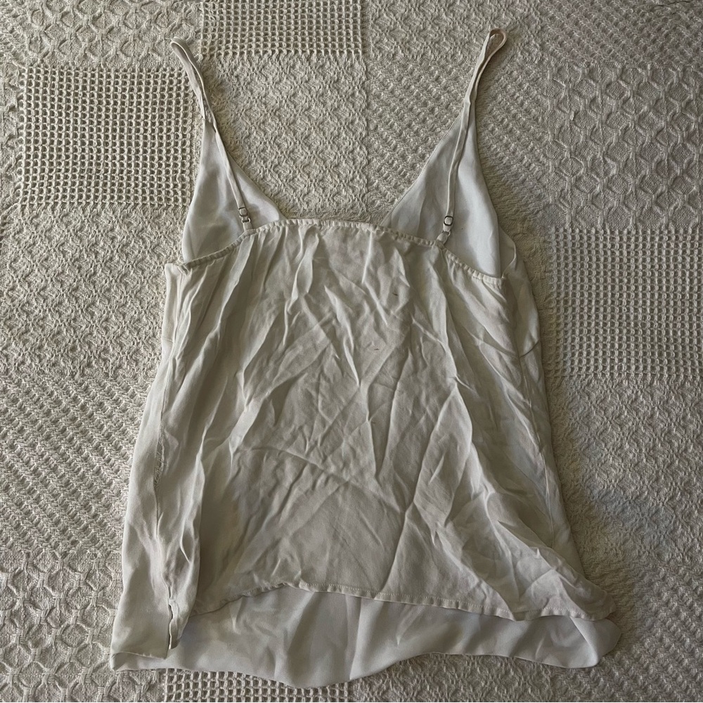 Gabriella Silk V-Neck Tank - Ivory - Picture 6 of 8